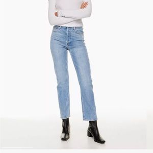 Denim Forum Aritzia  Arlo high rise straight Jean